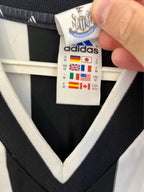 Newcastle fodboldtrøje 2001