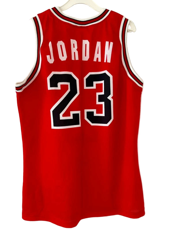 Michael Jordan #23 Chicago Bulls – NBA