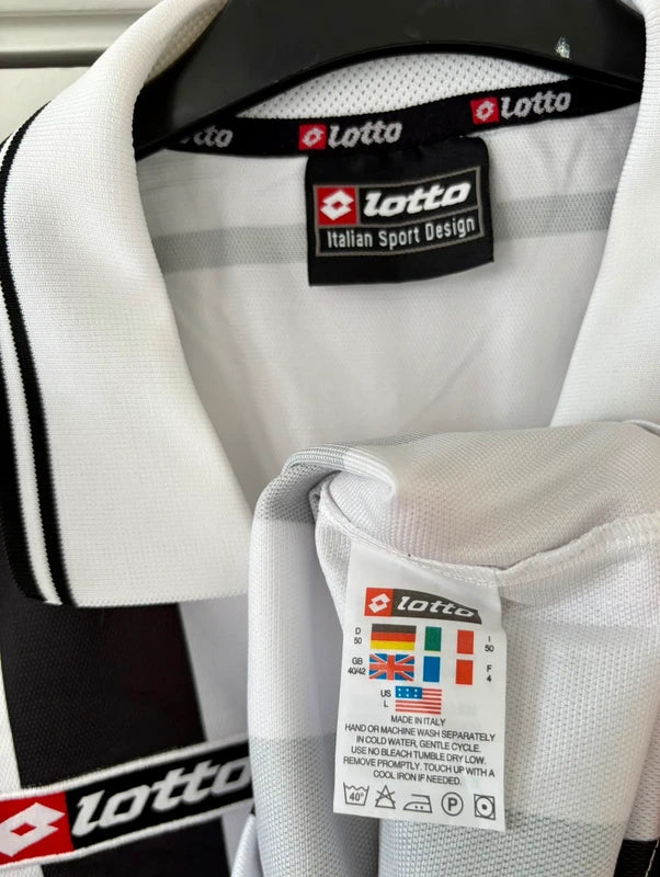 Juventus fodboldtrøje 2003/04