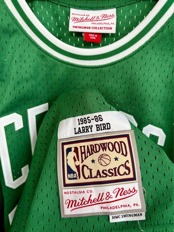 Boston Celtics med Bird basketballtrøje 1985