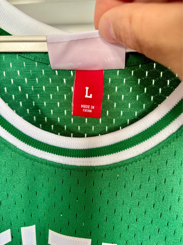 Boston Celtics med Bird basketballtrøje 1985