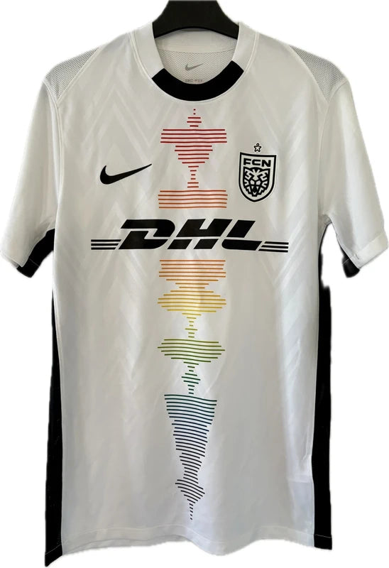 FC Nordsjælland / FCN fodboldtrøje pride