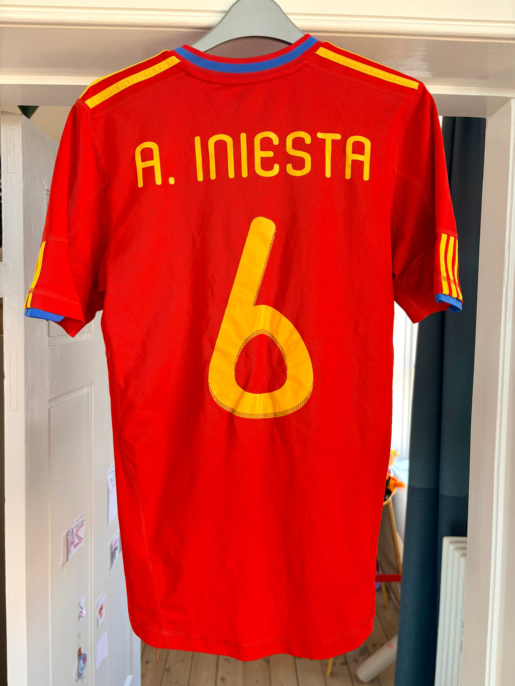 Spanien fodboldtrøje Iniesta 2010