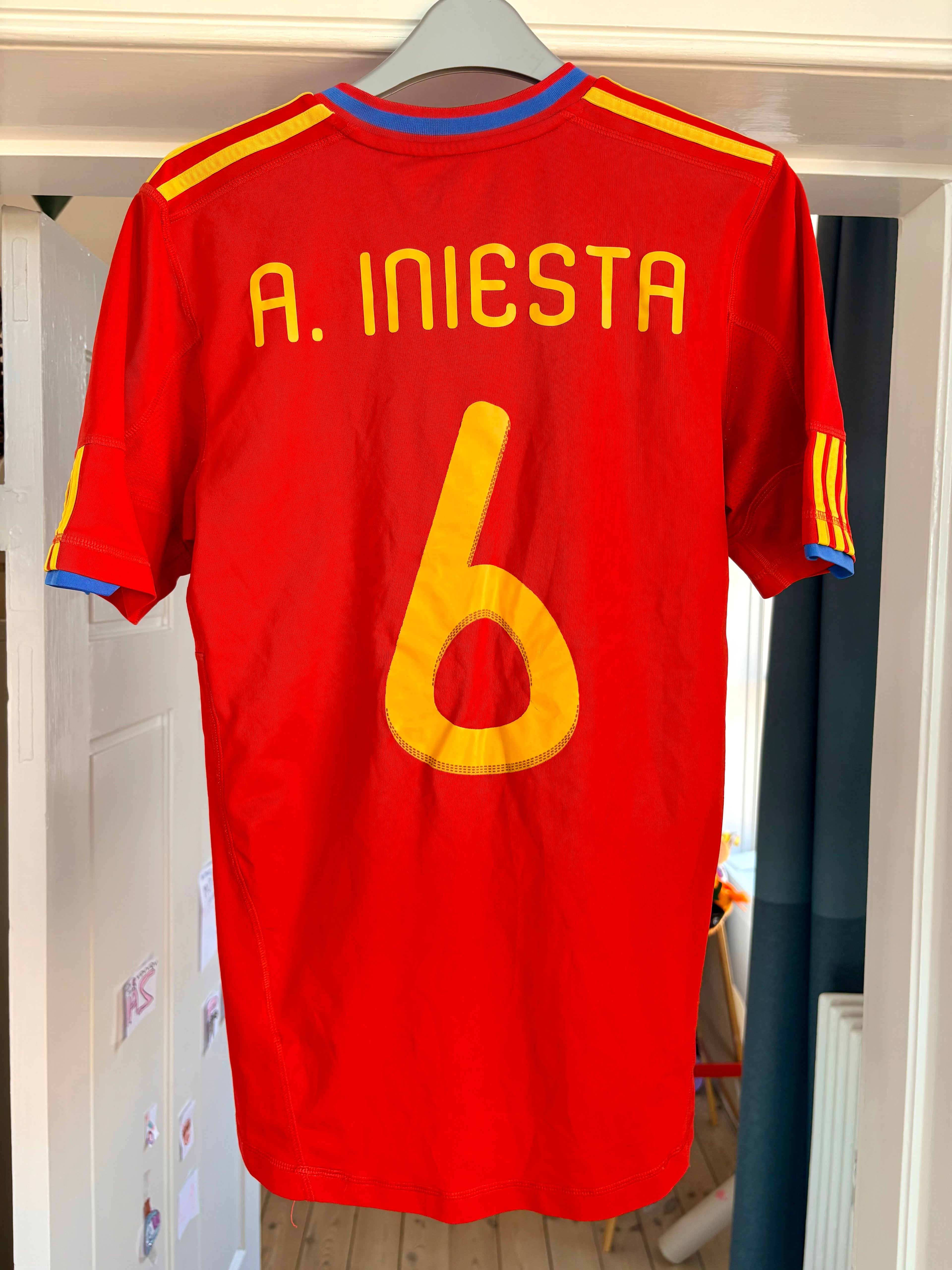 Spanien fodboldtrøje Iniesta 2010