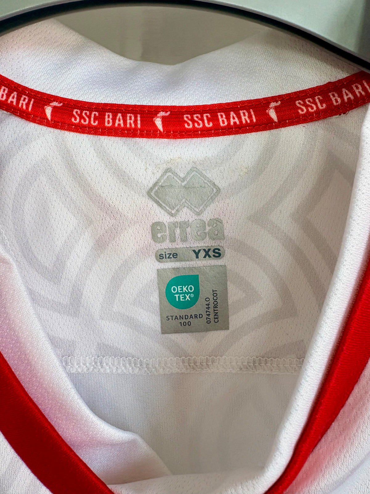 Bari fodboldtrøje 2024