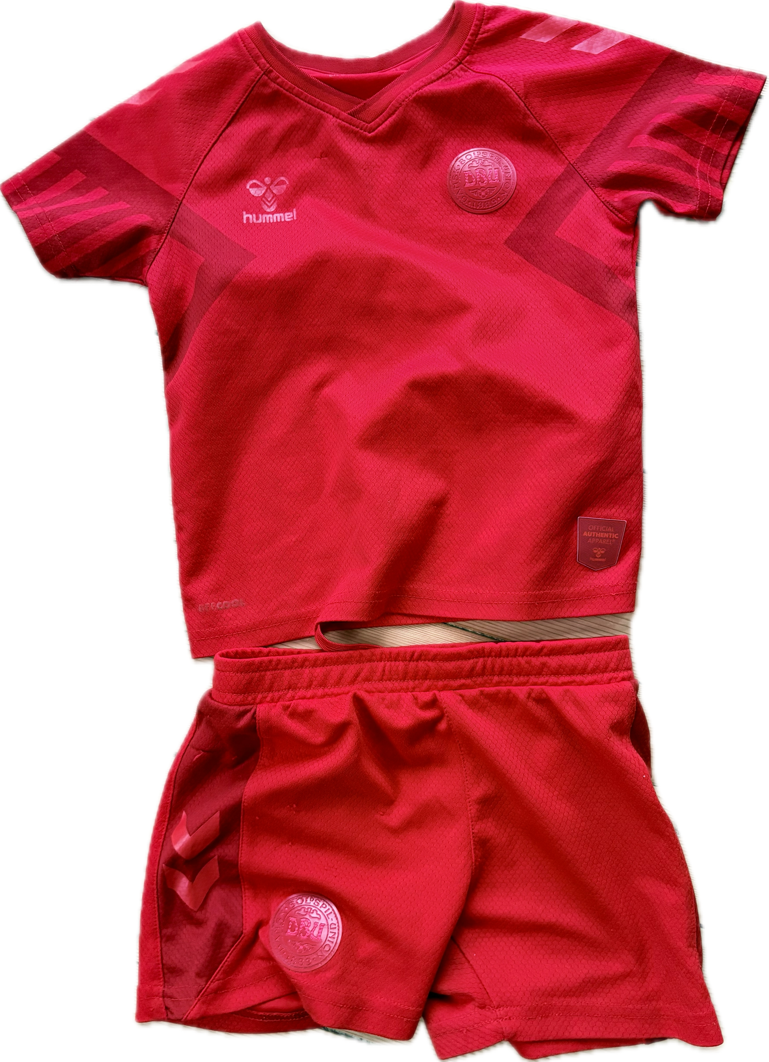 Danmark DBU fodboldtrøje + shorts