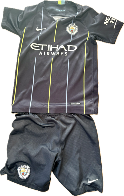 Manchester City fodboldtrøje og shorts 2018