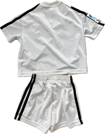 Real Madrid fodboldtrøje / shorts 2004