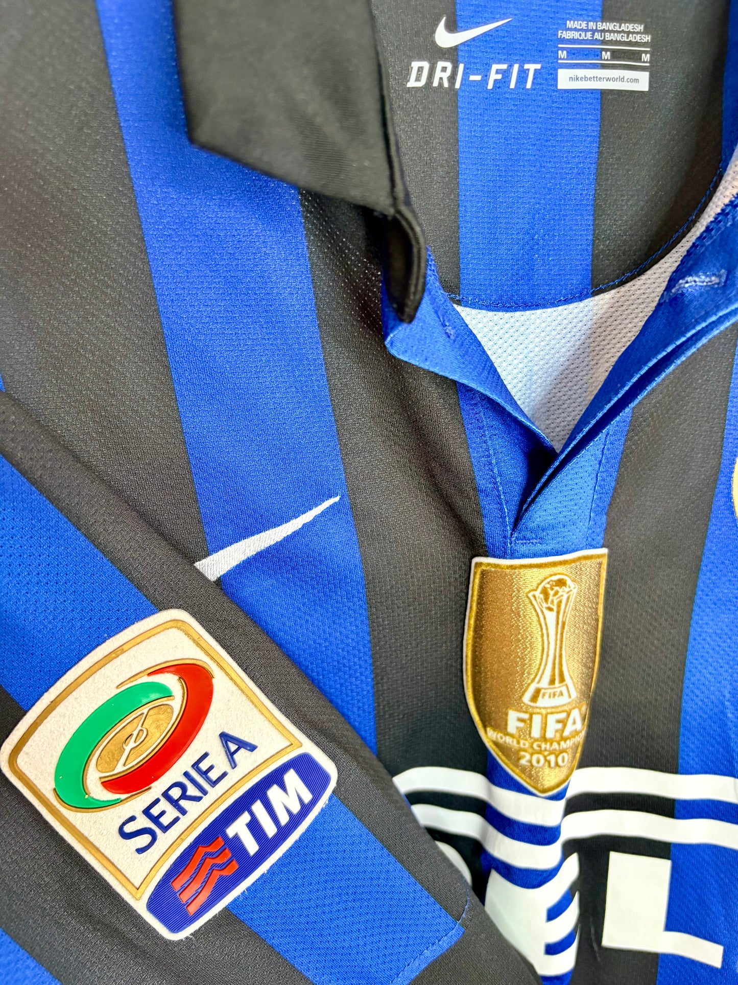 Inter fodboldtrøje med Forlan 2011