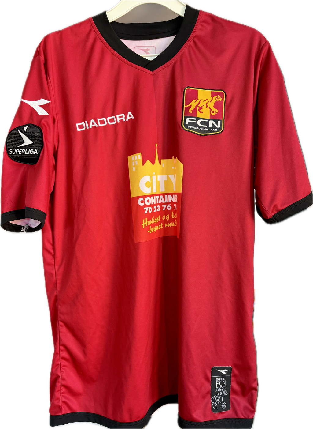 FCN fodboldtrøje med Joshua John 2015